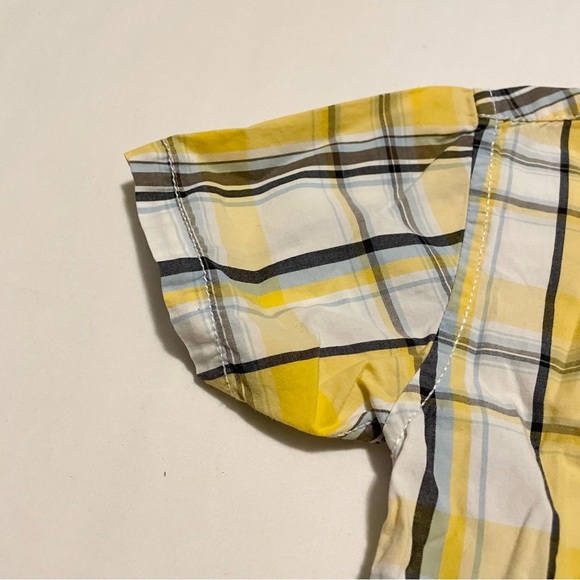 Tommy Hilfiger Button Up Tshirt Kids 4T Shirt - Picture 5 of 16